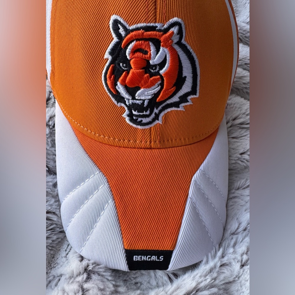 NFL Reebok Bengals Hat- RARE - Picture 2 of 7